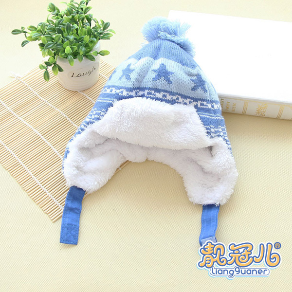���ڶ�Ӥ�׶����ޱ�ů����ñ��ǳ��ɫ