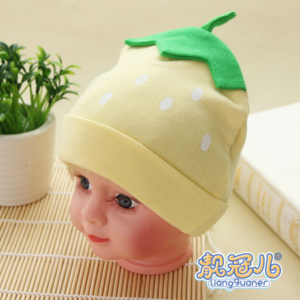 ���ڶ�Ӥ�׶���ݮñ�ӻ�ɫ