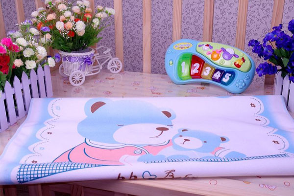 Ӥ�׶�Χ��Χ�������¡�������