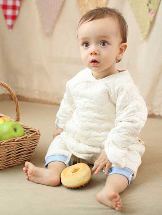 佈恩宝贝白色宝宝棉衣